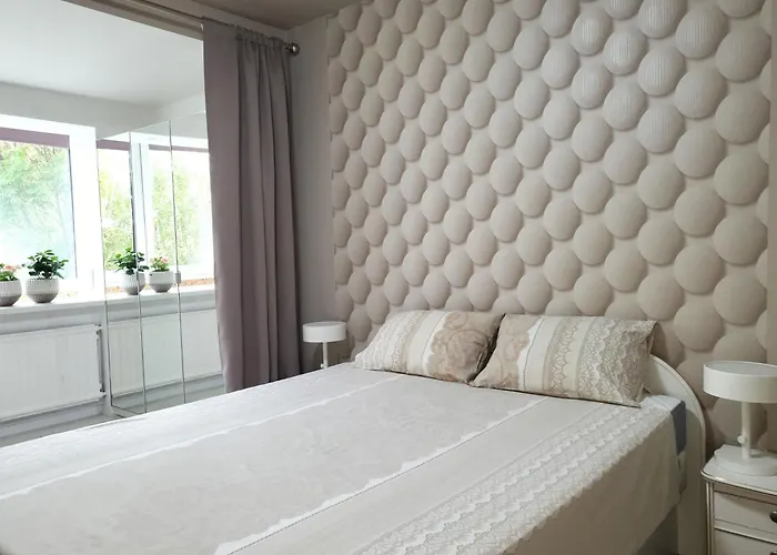 Апартаменты Quiet &renovated